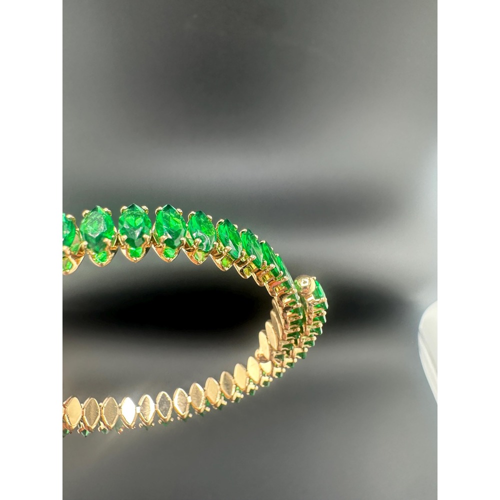 Vintage Emerald Green Glass Navette Rhinestone Flexible Bracelet Mid Century - Picture 11 of 11